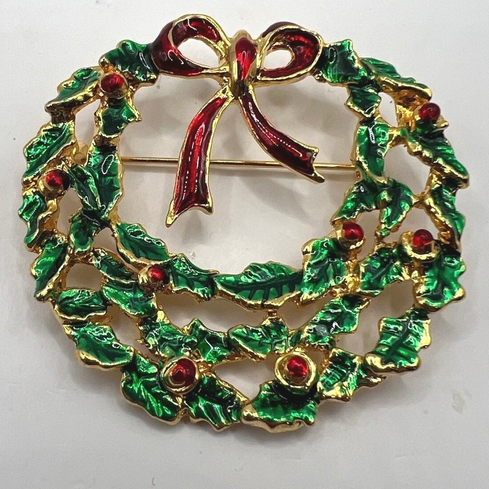Vintage Christmas Wreath Brooch Geen Red Enamel Gold Tone Pin‎